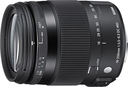 Sigma 18-200 mm DC Macro HSM Objektiv für Sony A-Mount - Zoomobjektiv mit 18-200mm Brennweite, ideal für Vielseitigkeit in der Fotografie und hervorragende Makrofotografie.