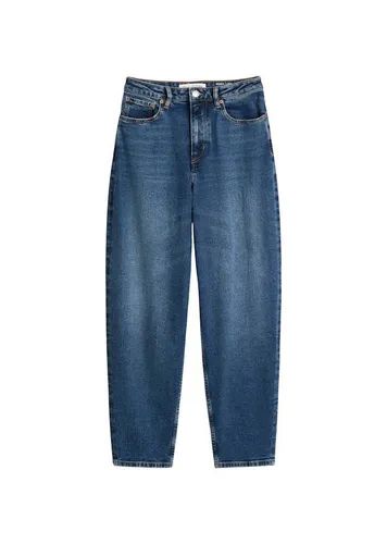 Marc O'Polo Bequeme Jeans für Damen - Entdecken Sie die lässigen, cropped Jeans von Marc O'Polo. Der entspannte Schnitt und das hochwertige Material sorgen für optimalen Tragekomfort im Alltag.
