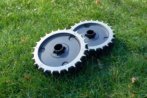 Rasenroboter Mähroboter Spikes EDELSTAHL Bosch Indego XS 300 400 350 M700 2021