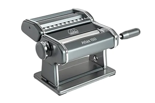 Marcato Atlas 150 Nudelmaschine Powder Grigio - Nudelmaschine für vielseitige Pasta-Optionen, aus hochwertigem eloxiertem Aluminium und Edelstahl, 100% italienische Qualität für authentischen Pasta-Genuss.