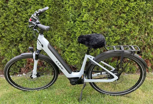 Reissner Lammfelle Sattelbezug Sattelbezug Fahrradsattel aus echtem Lammfell FSB-A (1 St)