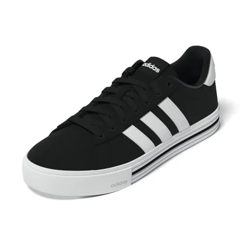 Sneaker ADIDAS SPORTSWEAR "DAILY 4.0", Gr. 41, schwarz-weiß - Sportliche Sneaker aus Leder und Synthetik mit Gummiaußensohle für optimalen Grip. Hergestellt aus mindestens 20 % recycelten Materialien, ideal für einen aktiven Lifestyle.