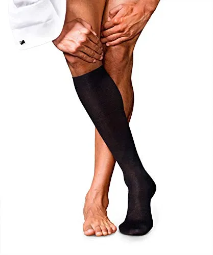 FALKE Herren Kniestrümpfe No. 6 M Kh Wolle Seide - Schwarz 3000, Größe 41-42 - Hochwertige kniehohe Sportsocken aus Wolle und Seide, ideal für kalte Tage. Blickdicht, elastisch und perfekt für Anzug- oder Freizeitschuhe; ideal als Geschenk für jeden Anlass.