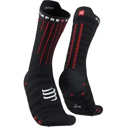 Compressport Aero Socks T3 - Radsocken für EU: 42-44 - Hochwertige Radsocken in Schwarz, ideal für Gravelbike und Rennrad. Mit optimaler Passform und atmungsaktivem Material für besten Tragekomfort beim Radfahren.