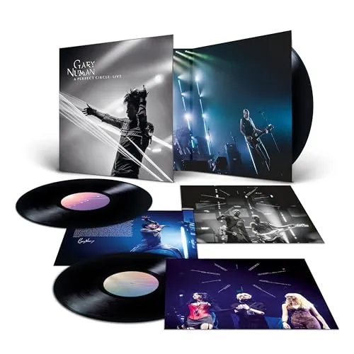 Gary Numan A Perfect Circle: Live at OVO Arena Wembley (Vinyl) - Schallplatte, 12" Album Box Set mit 3 Scheiben, einzigartiges Live-Event von Gary Numan, erhältlich im PRESALE ab 25.07.2025.