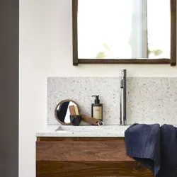 Fliesenspiegel Ava aus Premium-Terrazzo Moon 80 cm