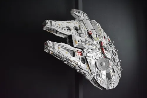 FalconHolder® die Halterung für  LEGO Millennium Falcon Star Wars 75192