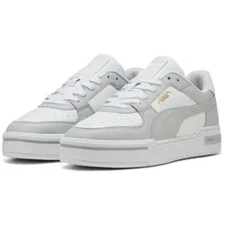 PUMA CA PRO CLASSIC II Sneaker, Gr. 39 - Sportliche Sneaker aus Leder in PUMA White-Harbor Mist, bieten legendären Komfort und mühelose Coolness mit geprägtem Branding und TPU-Gumminoppen.