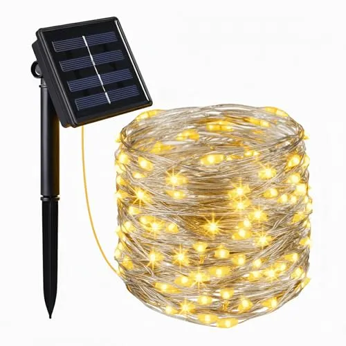 Solar Lichterkette YOGY CURTAIN 100LED - Die YOGY CURTAIN 100LED ist ein eleganter Lichtervorhang mit 200 warmweißen LEDs, der eine einladende Atmosphäre schafft. Mit 8 Beleuchtungsmodi und einer Leuchtdauer von bis zu 8 Stunden ist sie ideal für stimmungsvolle Abende.
