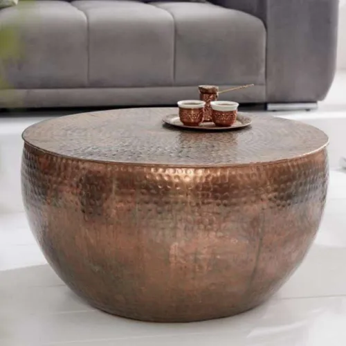 Stylischer Couchtisch MARTELLO No.1 aus Aluminium in Kupfer-Used - Eleganter runder Couchtisch für das Wohnzimmer, gefertigt aus robustem Aluminium mit glänzendem Finish. Ideal für marokkanischen Stil und sofort einsatzbereit.