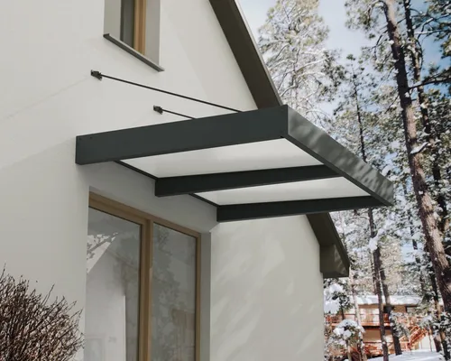 PALRAM-Canopia Rechteckvordach Sophia XL Opal - Elegantes Vordach aus pulverbeschichtetem Aluminium, schützt Ihren Eingangsbereich vor Regen und Sonne, ideal für moderne Haustüren.