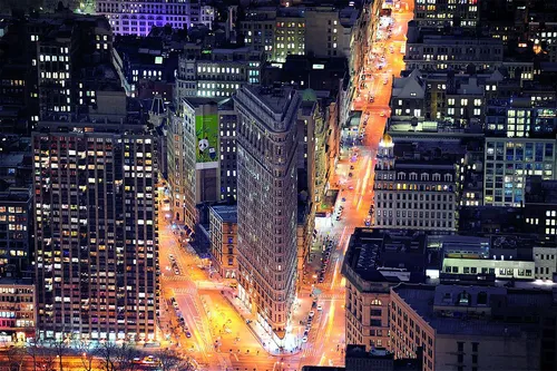 papermoon Vlies- Fototapete Digitaldruck 250 x 180 cm Flat Iron Building