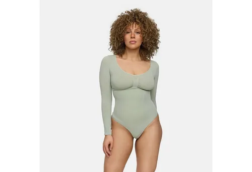 Creamy Fabrics Damen Shapewear Bodysuit mit Longsleeve und String - Figurformender Bodysuit mit starker Kompression für Bauch und Taille. Nahtloses Design sorgt für einen unsichtbaren Sitz unter Kleidung. Praktischer Druckknopfverschluss für einfachen Zugang und optimalen Tragekomfort.