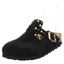 Birkenstock Damen Clogs Boston Rivet Border in Schwarz - Elegante Damen Clogs mit stilvollem Rivet Border, ideal für den täglichen Gebrauch und mit hervorragendem Tragekomfort. Perfekt für entspannte Tage zu Hause oder unterwegs. Verfügbar in verschiedenen Größen.