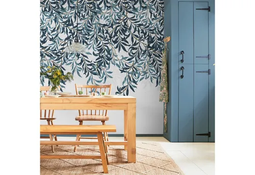 Graham & Brown Fototapete Willow Bough Greens - Elegante Fototapete im Format 250x400 cm mit einem klassischen Weidenmuster. Bringen Sie mit sanften Grüntönen und beigem Hintergrund einen natürlichen Akzent in Ihr Zuhause.