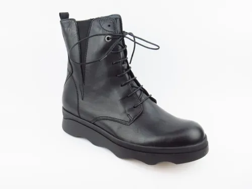 WOLKY Akita CW black WF Stiefelette