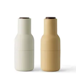 Menu Salz- und Pfeffermühlen Set, Barley & Walnut - Küchenhelfer mit elegantem Design, hochwertigem Keramikmahlwerk und umgedrehtem Design für sauberes Mahlen – ideal für stilvolles Würzen.