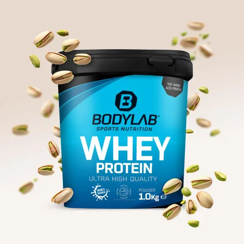 Bodylab24 Whey Protein Pulver, Pistazie, 1kg - Molkenproteine mit bis zu 80% Eiweiß, ideal für Muskelaufbau und Fitness. Perfekte Löslichkeit in Milch und Wasser, ohne Aspartam, unterstützt deine Proteinsynthese nach dem Training.