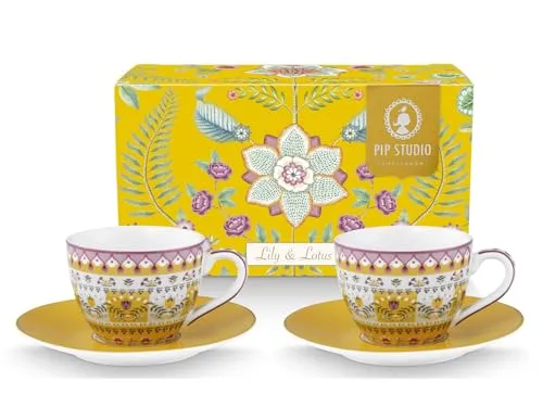 PiP Studio Espressotasse Set Lily&Lotus Gelb - Das elegante PiP Studio Espressotasse Set Lily&Lotus in Gelb besteht aus 2 hochwertigen Porzellantassen mit Untertassen. Ideal für stilvollen Espressogenuss und eine ansprechende Tischdekoration.