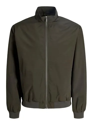 Jack & Jones Bomberjacke JJECHARGE STAND COLLAR BOMBER NOOS in Grün M (50) - Modische Bomberjacke mit Stehkragen, pflegeleicht und ideal für den täglichen Gebrauch. Aus robustem Polyester gefertigt, bietet sie Stil und Komfort.