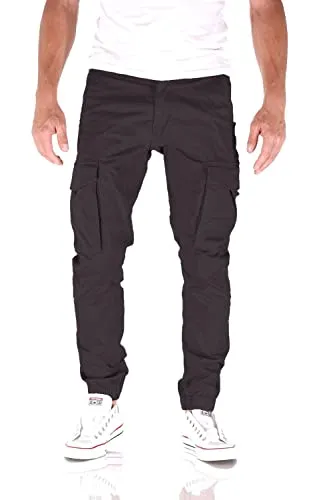 JACK & JONES Paul Flake Cargo Tapered Fit Herren Jeans, Black Coffee - Moderne Cargohose im Tapered Fit, ausgestattet mit praktischen Seitentaschen. Hochwertige Materialien und eleganter Look für vielseitige stylische Outfits.