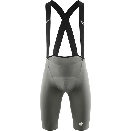 Assos EQUIPE R Bib Shorts S11 - Aerodynamische Herren Fahrradhose in edge green - Fahrradbekleidung mit aerodynamischer Passform, atmungsaktivem Type.911 Textil und raw-cut Beinabschlüssen für optimalen Komfort und Performance beim Training und Rennen.