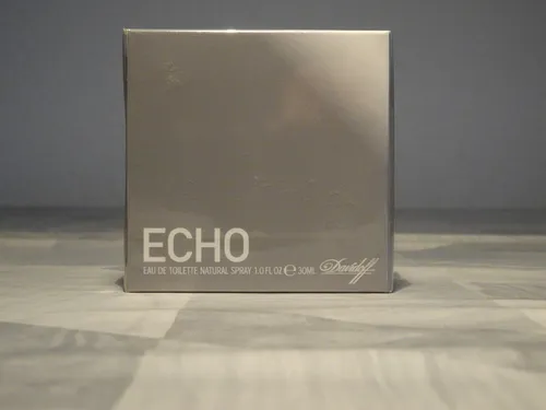 Davidoff Echo Man Eau de Toilette 30ml - Herren Duft, frischer und belebender Duft für den modernen Mann, ideal für den täglichen Gebrauch.