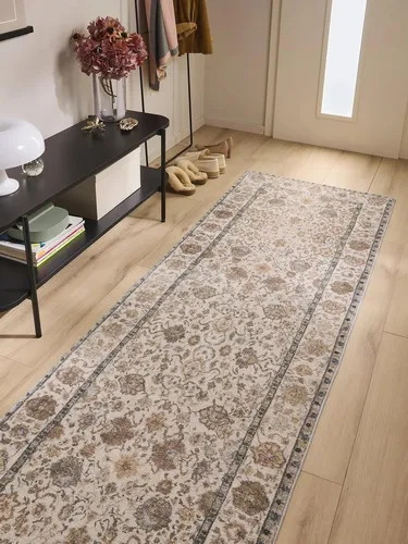 benuta Pop Läufer für Flur Mara Beige 80x240 cm - Stilvolles Vintage-Design trifft modernen Komfort: Der MARA Läufer aus strapazierfähigen Kunstfasern ist pflegeleicht und ideal für jeden Raum. Verleiht Ihrem Flur einen einladenden Look.