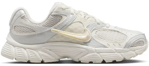 NIKE Damen Freizeitschuhe W V5 RNR - Sportlich und Trendbewusst - Entdecke die NIKE Damen Freizeitschuhe W V5 RNR – ideal für aktive Tage. Hochwertige Materialien bieten Komfort und Stil für jede Gelegenheit. Perfekt für Sport und Freizeit!