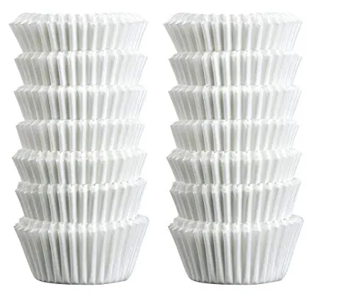 Zenker Mini-Muffinförmchen Patisserie - Hitzebeständig für kleine Leckereien - Einweg-Backbecher aus hitzebeständigem Papier, ideal für Muffins und Cupcakes, perfekt für Partys mit 240 Stück pro Packung.