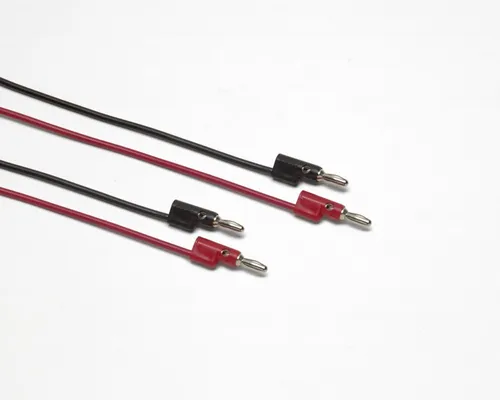 Fluke TL930 Messleitungs-Set - Messleitungen mit 4 mm Bananensteckern, ideal für präzise Messungen bis 60 V und 8 A, perfekt für Werkstätten und private Anwendungen.