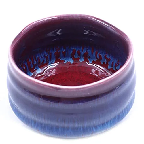 ANCLLO Authentische japanische traditionelle Teezeremonie Matcha-Schale Chawan, handgefertigt in Japan, lila rote Glasur.