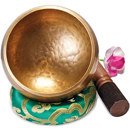 Große Original Tibetische Klangschale 13cm - Klangschalen Set mit eBook - Klangschalen Set für Yoga und Meditation, inklusive Klöppel, Kissen und Geschenk-Box. Erzeugt beruhigende Klänge für Entspannung und Achtsamkeit.