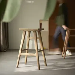 Barhocker Alia aus massivem, recyceltem Teakholz