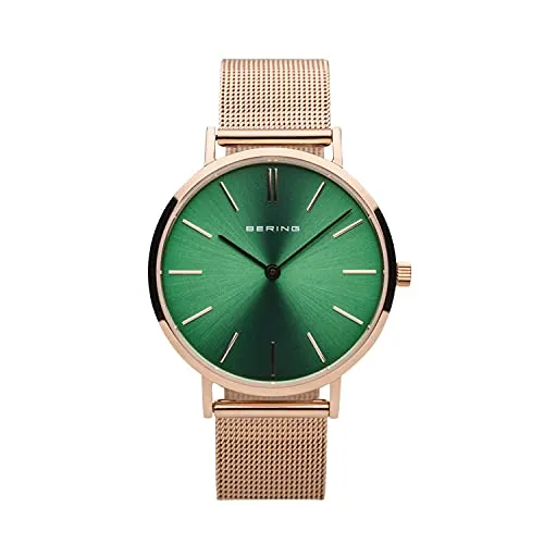 BERING Damen Uhr Quarz Movement - Classic Collection mit Saphirglas - Armbanduhren für Damen - Zeitlose Eleganz mit kratzfestem Saphirglas und hochwertigem roségold IP-plated Edelstahl, perfekt für jeden Anlass.