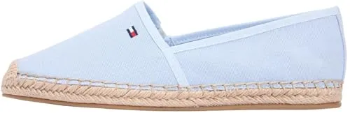 Tommy Hilfiger FLAG CANVAS ESPADRILLE - Bequeme Slipper in Blau - Elegante Espadrille mit Jutebezug und Ziernähten, ideal für den sportlichen Look. Komfortable Passform und leichtes Design, perfekt für den Sommer.