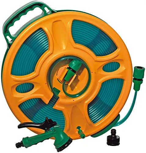 YACHTICON 3-Kammer Flachschlauch 15m - Gartenschlauch mit 15m Länge, ideal für einfache Handhabung dank drehbarer Trommel und Tragegriff - perfekt für Gartenarbeit ohne lästiges Abrollen.