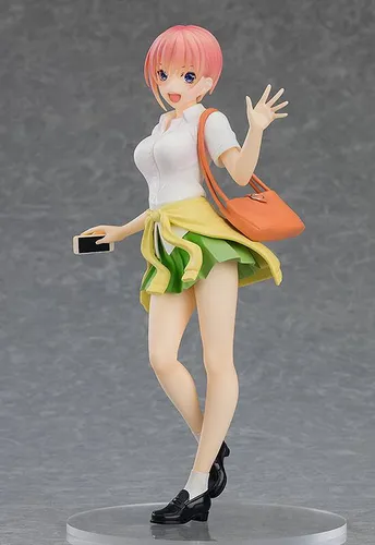The Quintessential Quintuplets Ichika Nakano PVC Statue 17 cm - Detailreiche PVC Statue von Ichika Nakano aus 'The Quintessential Quintuplets'. Ca. 17 cm groß, mit stabiler Base und in ansprechender Fensterbox. Perfekt für Sammler und Anime-Fans!