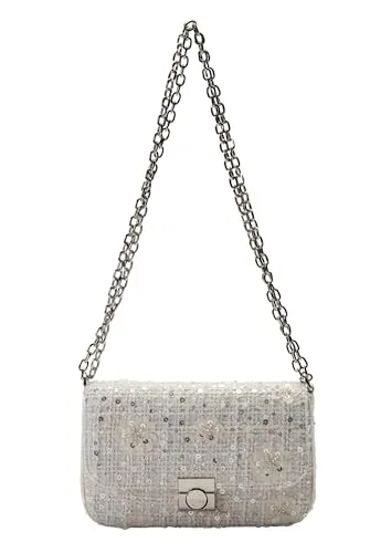 s.Oliver City-Bag aus Bouclé mit Schmucksteinen - Stylische City-Bag aus hochwertigem Bouclé, ideal für besondere Anlässe und den Alltag. Mit eleganten Schmucksteinen und einer modischen Kette, perfekt für Casual, Urlaub oder Partys.