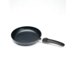 SKK Bratpfanne Die Leichte - Ø 26 cm, Aluminiumlegierung - Hochwertige Bratpfanne aus Aluminiumlegierung mit ergonomischem Griff. Ideal für alle Herdarten, leicht zu reinigen und hitzebeständig – für ein müheloses Kocherlebnis.