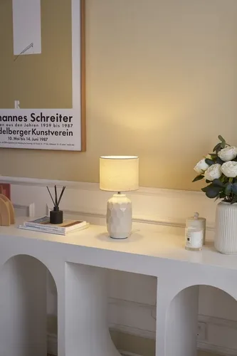 Pauleen 48330 Tischleuchte Glowing Soul E14 - Tischlampe in Creme mit Terrazzo-Stoff und Keramik, ideal für Wohn-, Schlaf- oder Esszimmer. Setzen Sie stilvolle Lichtakzente und kombinieren Sie sie mit passenden Leuchtmitteln!