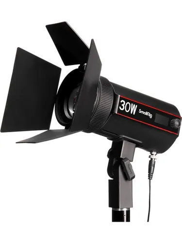 SMALLRIG 4280 RC 30B LED-Videoleuchte - Professionelle LED-Videoleuchte für kreative Filmemacher, dimmbar und mit verschiedenen Farbtemperaturen für perfekte Lichtverhältnisse.