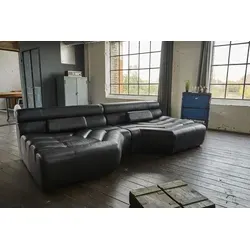 KAWOLA Big Sofa TARA - Komfortable Wohnlandschaft in Schwarz - Sofas: Die elegante TARA Wohnlandschaft bietet großzügigen Platz zum Sitzen und Relaxen, ideal für Designliebhaber und moderne Wohnräume.