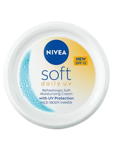 Nivea Soft Erfrischende Feuchtigkeitscreme mit Sonnenschutz 100ml - Leichte Feuchtigkeitscreme mit SPF 15 für Gesicht, Körper und Hände. Bietet 48 Stunden Feuchtigkeit und zieht schnell ein. Ideal für die tägliche Pflege und Unterstützung eines strahlenden Hautbildes.