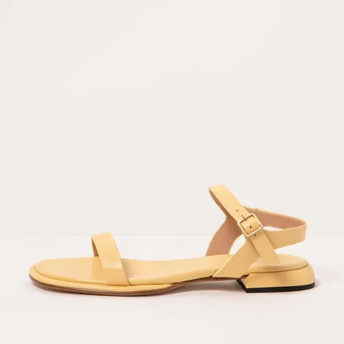 Neosens Sandalen Damen S3152 NAPPA SUN LIGHT/VALVIN Gelb - Elegante Sandalen für Damen mit hochwertigem Nappa-Leder. Ideal für stilvolle Auftritte, vereinen sie Komfort und Qualität für den perfekten Sommerlook.