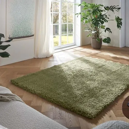Taracarpet Flokati Teppich Langflor Grün 080x150 cm - Kuscheliger Shaggy Teppich mit rutschfester Unterseite, ideal für Wohnzimmer oder Schlafzimmer. Pflegeleicht und aus recyceltem Material, bringt er modernen Komfort in dein Zuhause. Öko Tex 100 zertifiziert.