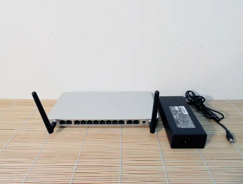 Cisco MX65W-HW Meraki MX65W Cloud Managed Security Appliance No Lic. UNCLAIMED