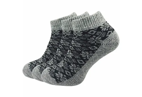 GAWILO Sneakersocken für den Winter für Damen - dicke & warme Bettsocken (3 Paar) kurze Wollsocken im Norweger Look aus weichem Vollplüsch