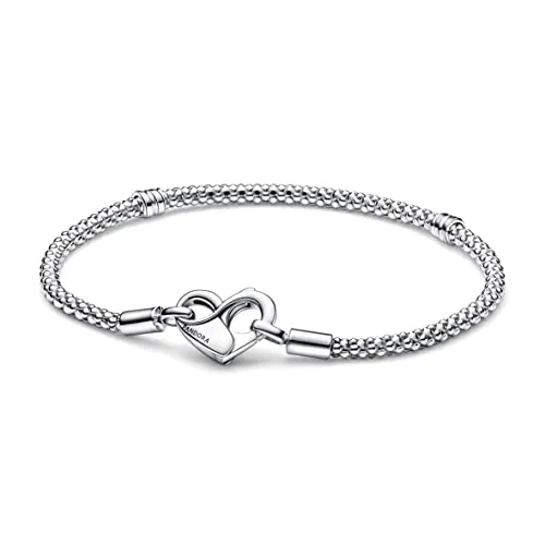 PANDORA Armband mit Infinity Herzverschluss - Sterlingsilber, 19cm lang, kompatibel mit PANDORA Moments Armbändern, perfektes Update für deine Charmsammlung