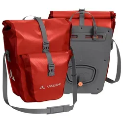 Vaude Aqua Back Plus Hinterradtaschensatz (51 Liter | rot/orange) - Fahrradtaschen aus robustem, PVC-freiem Material, wasserdicht und klimaneutral in Deutschland hergestellt – ideal für große Reisen mit praktischem QMR 2.0 Befestigungssystem.